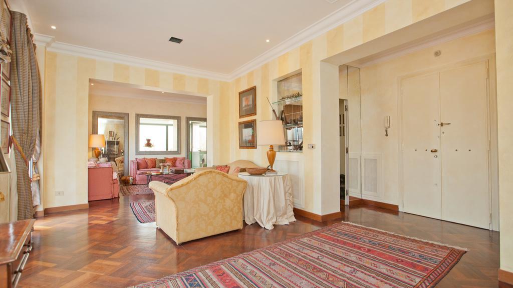 Rental In Rome - Fontana Di Trevi Penthouse エクステリア 写真